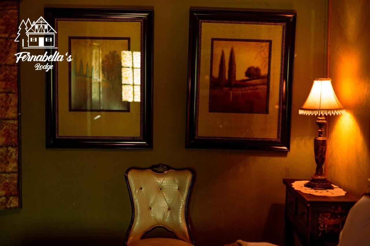 Fernabella'S Lodge บาเย เด กัวลาลูเป ภายนอก รูปภาพ