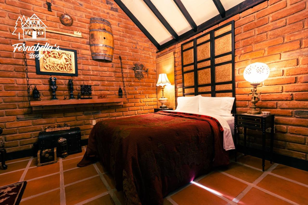 Fernabella'S Lodge บาเย เด กัวลาลูเป ภายนอก รูปภาพ