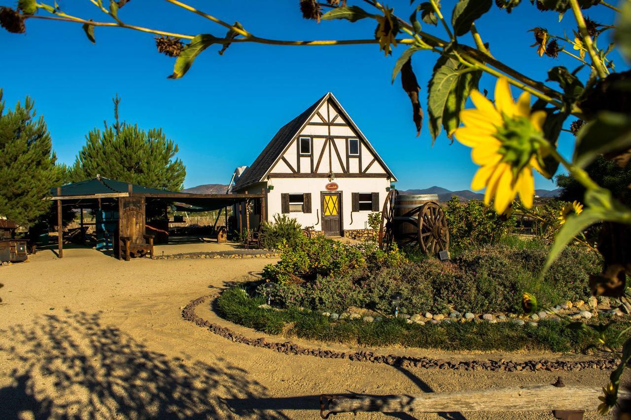 Fernabella'S Lodge บาเย เด กัวลาลูเป ภายนอก รูปภาพ